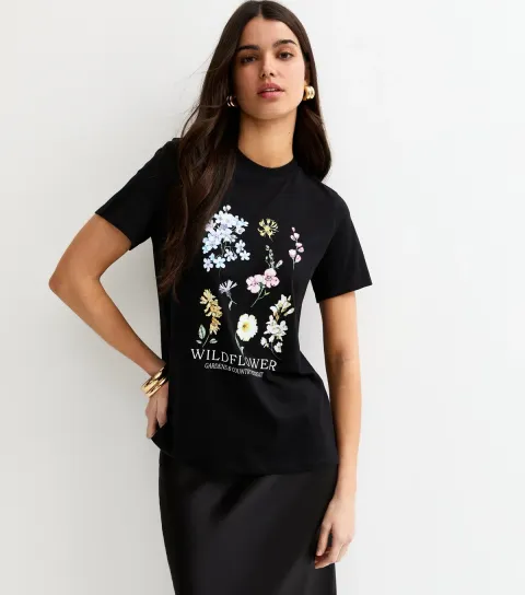 Women's Black Cotton Wildflower Print T-Shirt