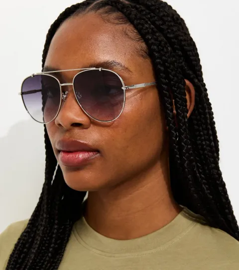 Silver Metal Aviator Sunglasses