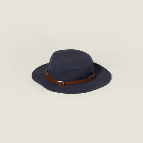 Drill hat