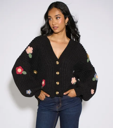 Women's Black Chunky Knit Floral Embroidered Cardigan