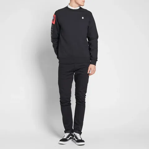 EVA Patch Raglan Crew Neck