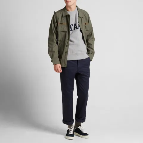 Design 02 Crew Sweat