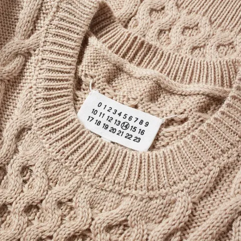 14 Oversized Cable Crew Knit