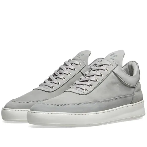 Low Top Classic Sneaker