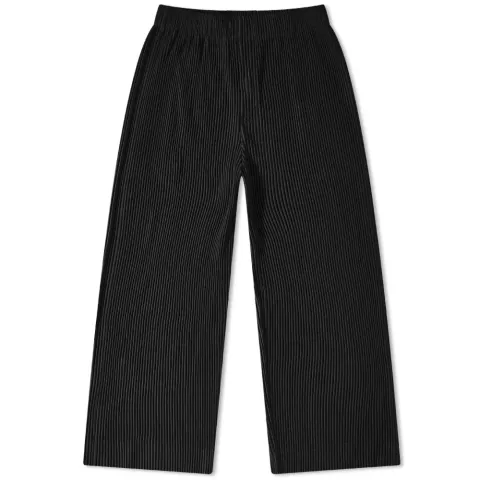 Relaxed Fit Pleated Pant