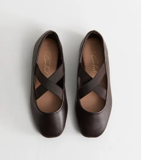 Women's Extra Wide Fit Black Elastic Strap Mary Jane Pumps Vegan