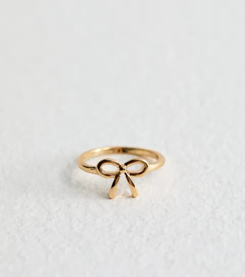 New Look Gold Tone Bow Ring