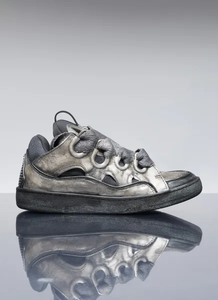 Curb Sneakers