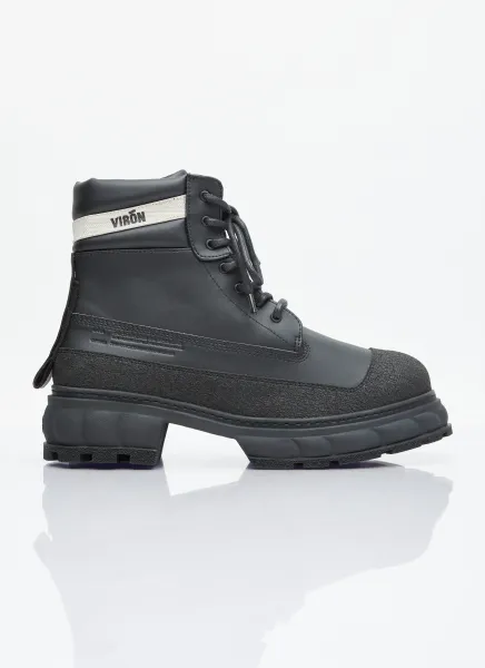 Resist Boots