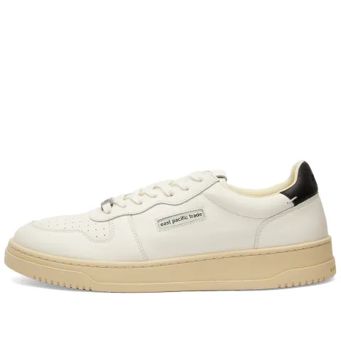 Dive Court Sneakers
