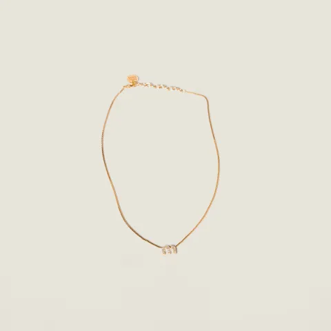 Metal necklace with crystals