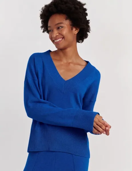 Chinti & Parker Wool Rich V-Neck Relaxed Jumper with Cashmere Cobalt