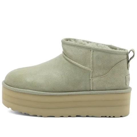 Classic Ultra Mini Platform Boot