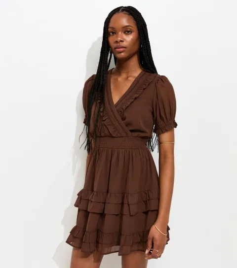 Women's Brown Ruffle Trim V-Neck Short Sleeve Mini Dress