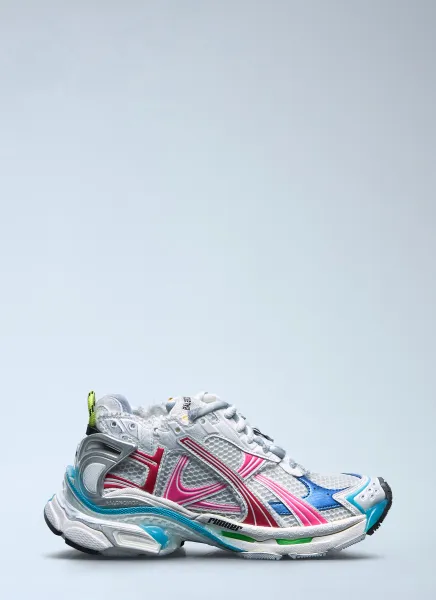 Runner Sneakers