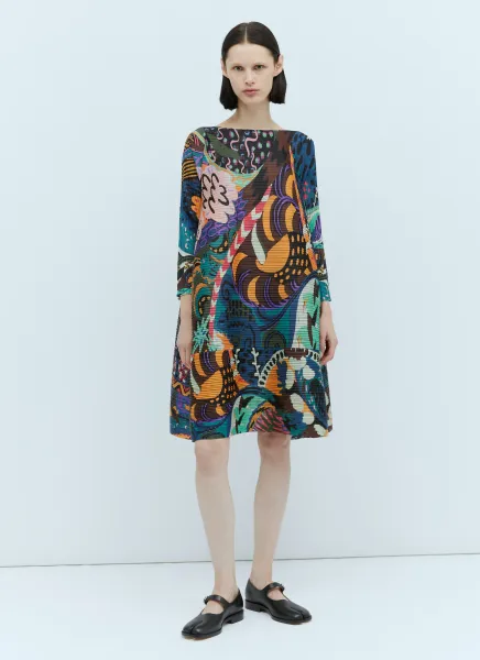 Graphic Pleated Dress