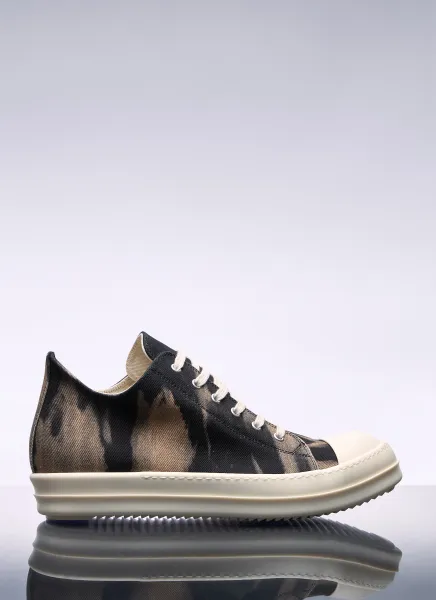 Low Sneakers