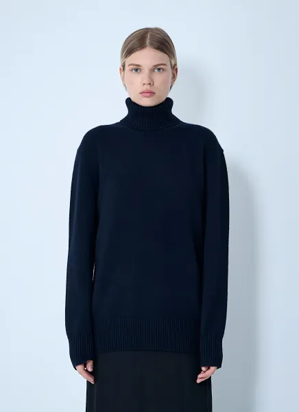 Cashmere Turtleneck