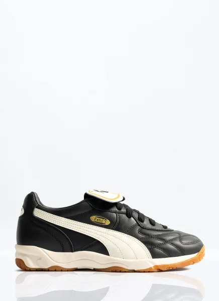 KING Indoor Sneakers