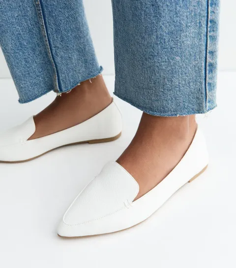 Women's White Faux Leather Pointed Ballerina Flats