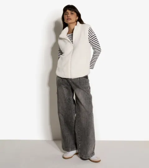 Women's Cream Fleece Zip Up Gilet