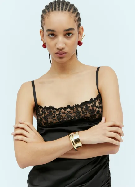 Le Bracelet J