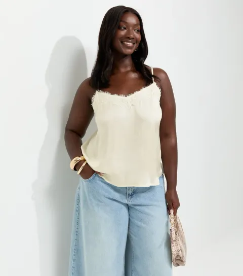New Look Women's Plus Size Cream Lace V Neck Cami Top Curves