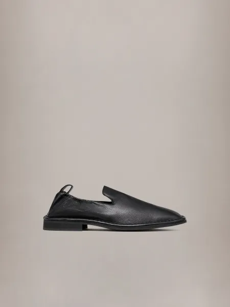 SLIP ON LOAFER - Black