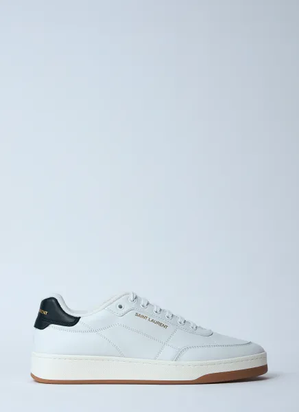 SL 61 Low Top Sneakers
