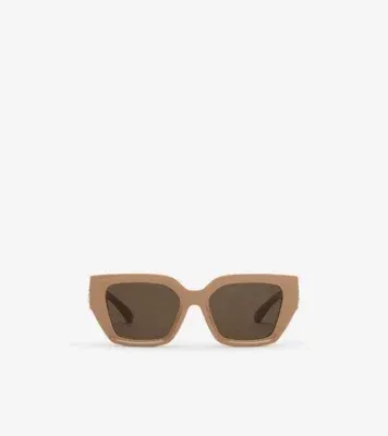 EKD Rectangular Sunglasses in Nude beige