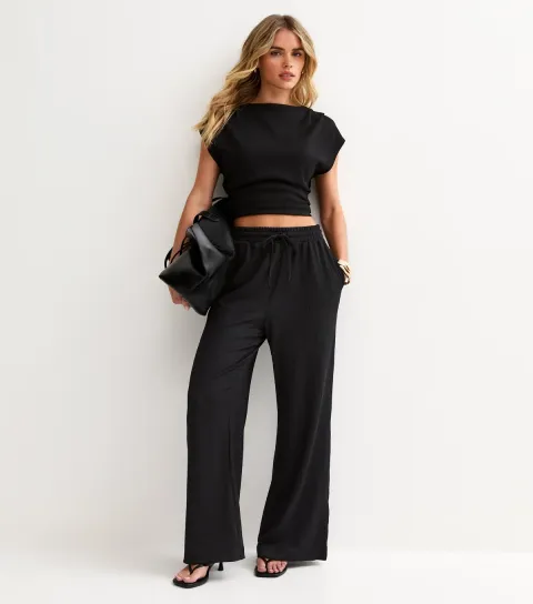 Women's Petite Black Textured Wide Leg Trousers