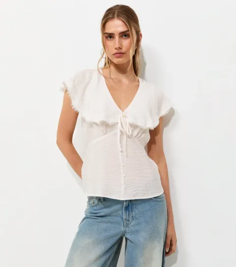 Women's Cream Lace Trim Ruffled Collar Blouse