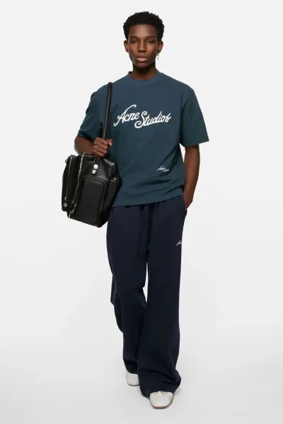 Embroidered logo t-shirt