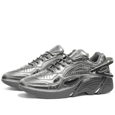 Cylon 21 Sneaker