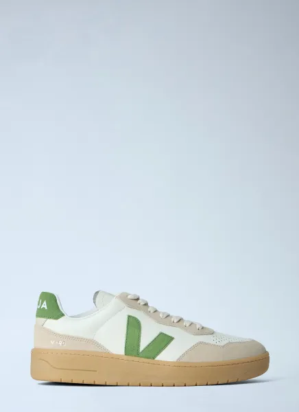 V-90 Sneakers