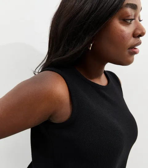 Women's Plus Size Black Textured Longline Vest Curves