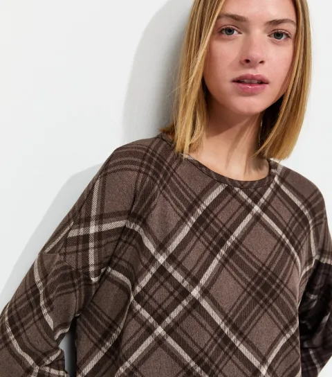 New Look Women's Brown Soft Touch Check Print Long Sleeve Top