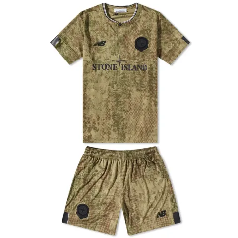 x Stone Island Kit Set