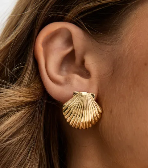 Gold Tone Seashell Stud Earrings