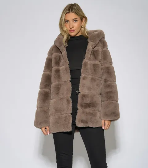Gini London Women's Brown Faux Fur Horizontal Cut Hooded Jacket