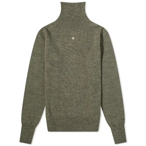 Seamless Rollneck Knit