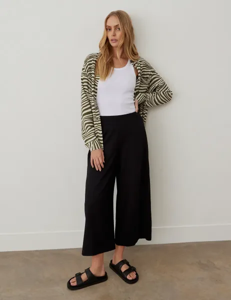 Finery London MiribelPonteJersey Wide Leg Trouser Black