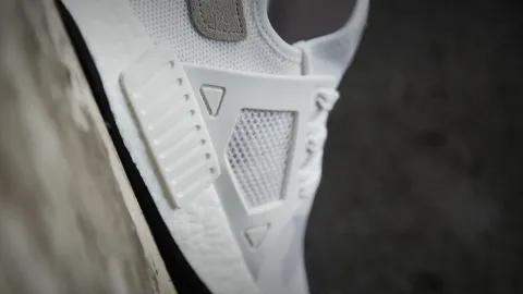 NMD_XR1