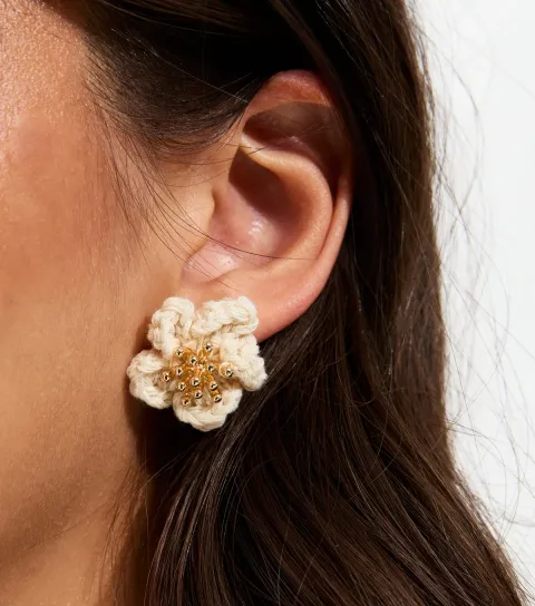 Cream Knitted Flower Stud Earrings