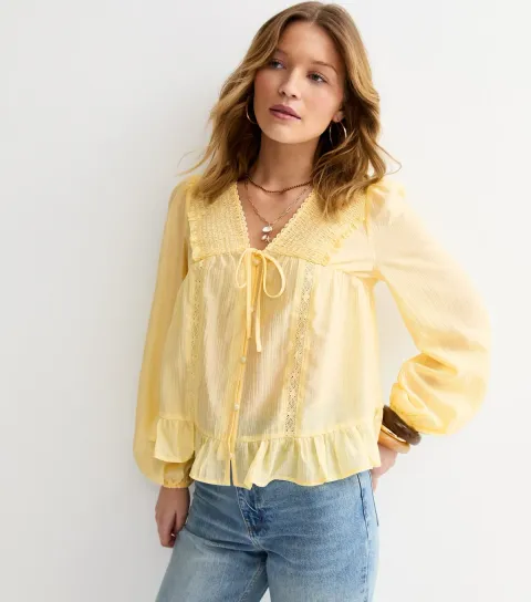 Women's Light Yellow Lace Button Long Sleeve Blouse