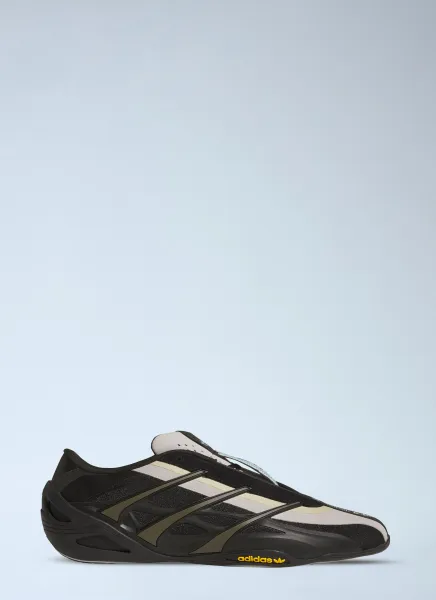 Adi Racer GT Sneakers