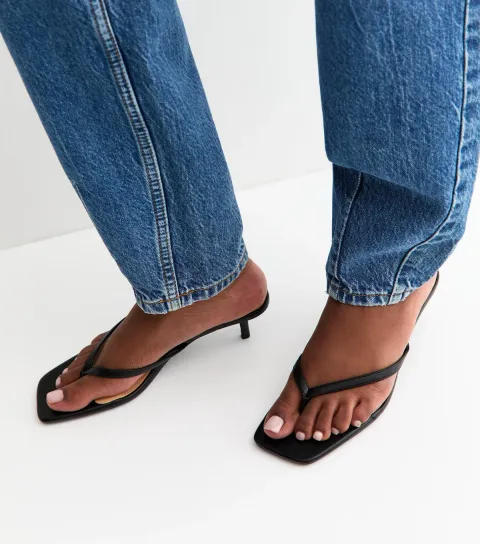 Women's Truffle Black Faux Leather Toe Post Heeled Sandals