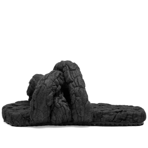 Tyre Wool Slide