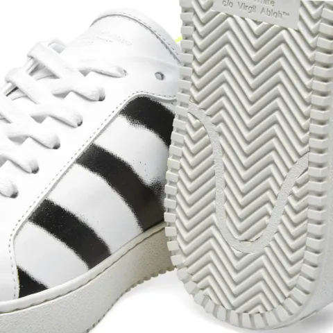 Diagonals Spray Sneaker