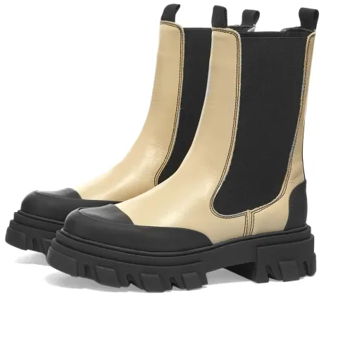 Mid Length Chelsea Boot